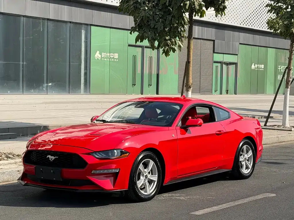 Ford Mustang 2023 из CN, фото 1
