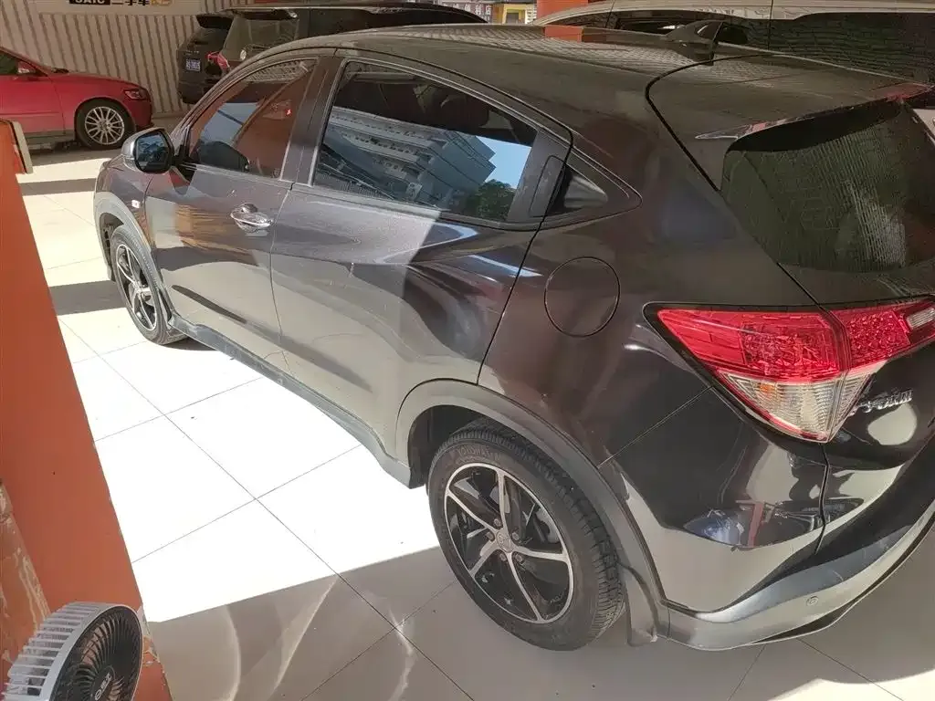 Honda Vezel 2021 из CN, фото 5