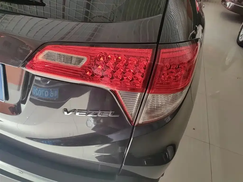 Honda Vezel 2021 из CN, фото 8
