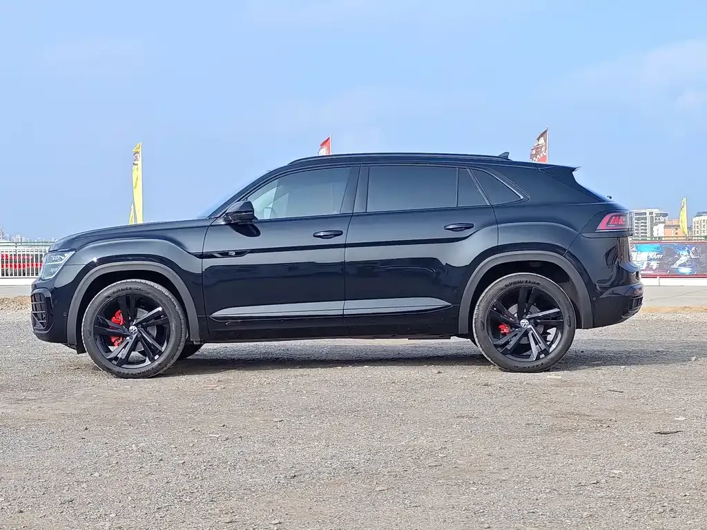 Volkswagen Teramont 2023 из CN, фото 8