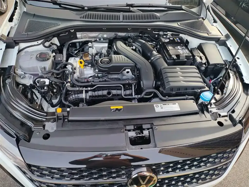 Volkswagen Lavida 2024 из CN, фото 10