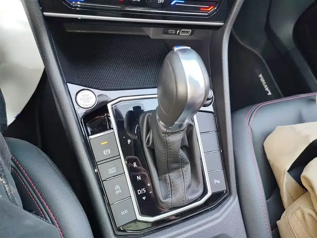Volkswagen Lavida 2024 из CN, фото 6