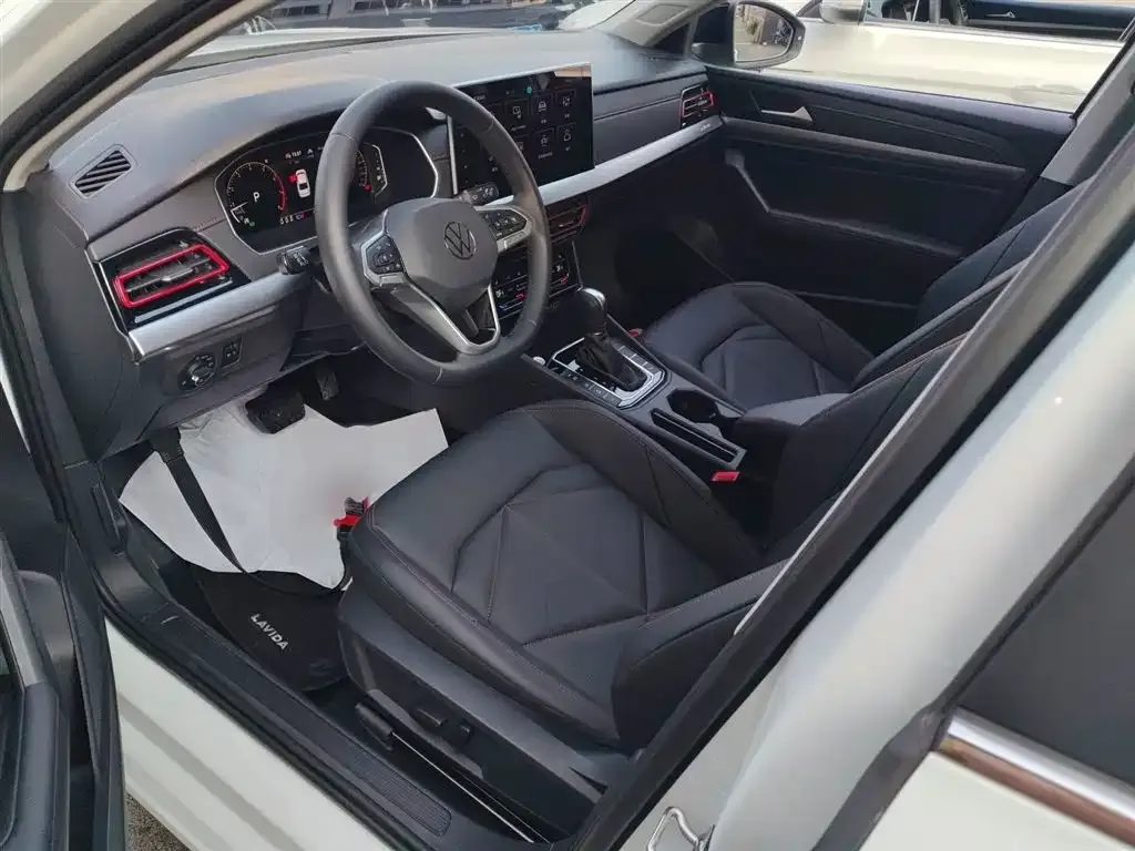 Volkswagen Lavida 2024 из CN, фото 7