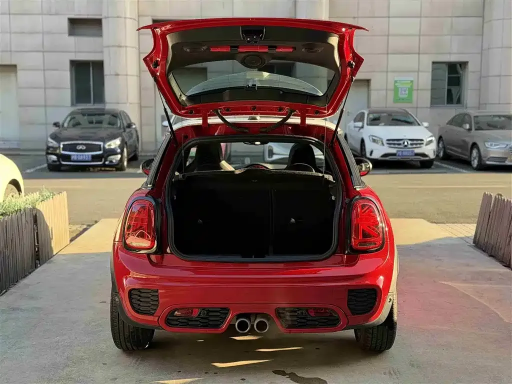 MINI Cooper (3-door) 2021 из CN, фото 9