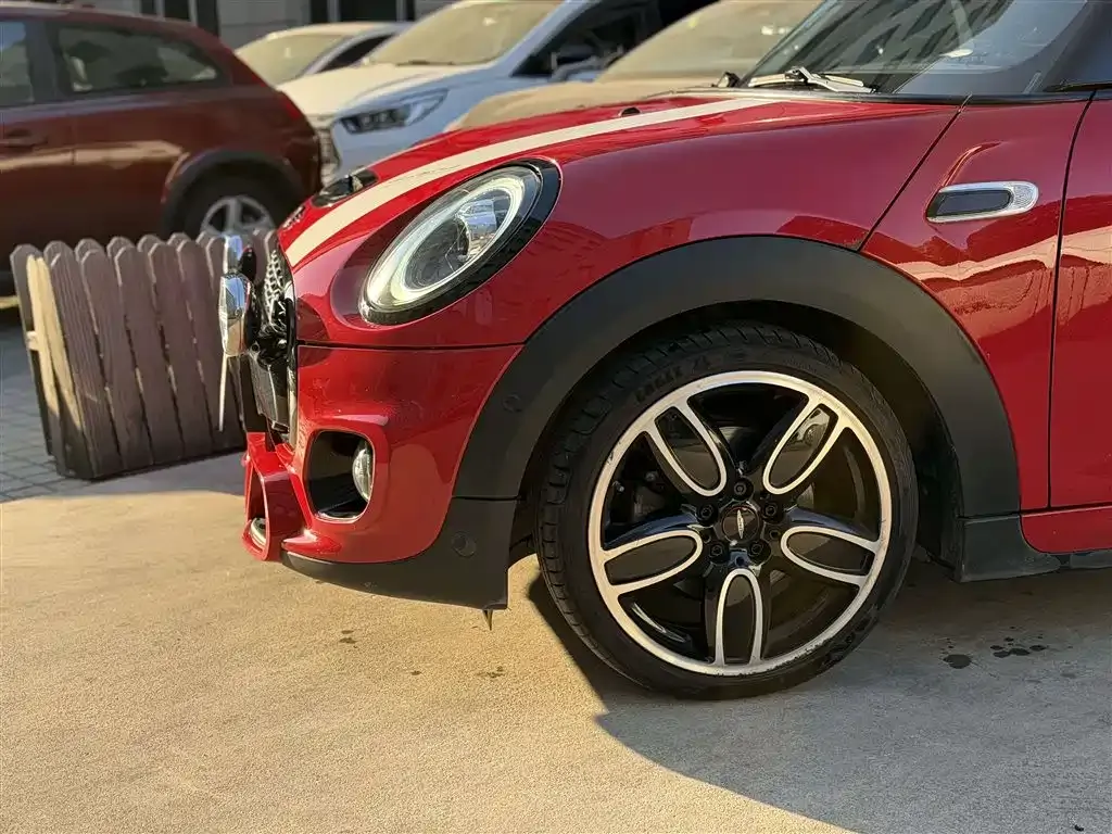 MINI Cooper (3-door) 2021 из CN, фото 10