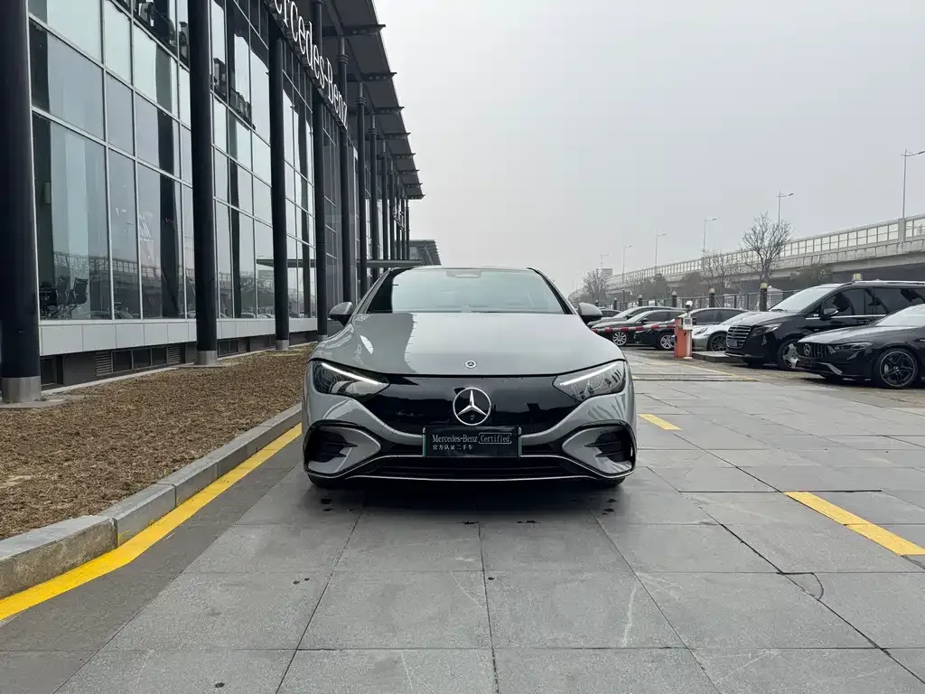 Mercedes-Benz EQE 2024 из CN, фото 3