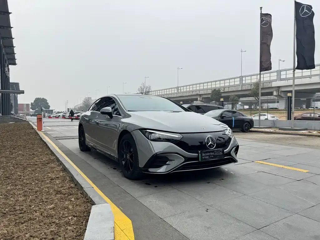 Mercedes-Benz EQE 2024 из CN, фото 2