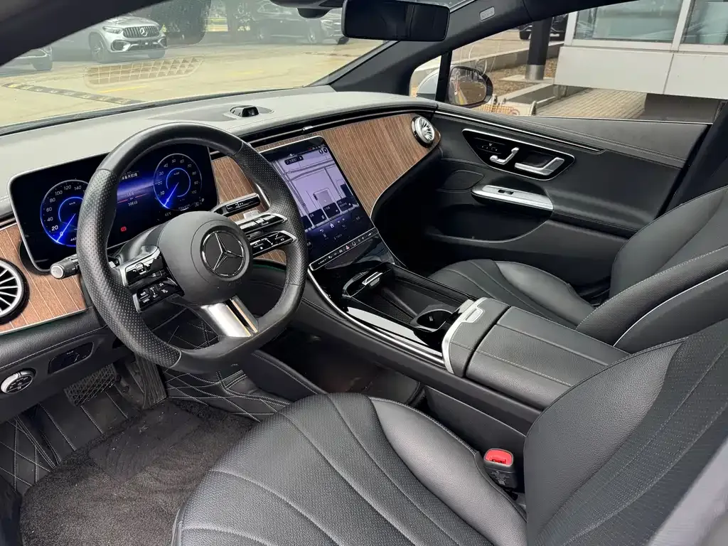 Mercedes-Benz EQE 2024 из CN, фото 9