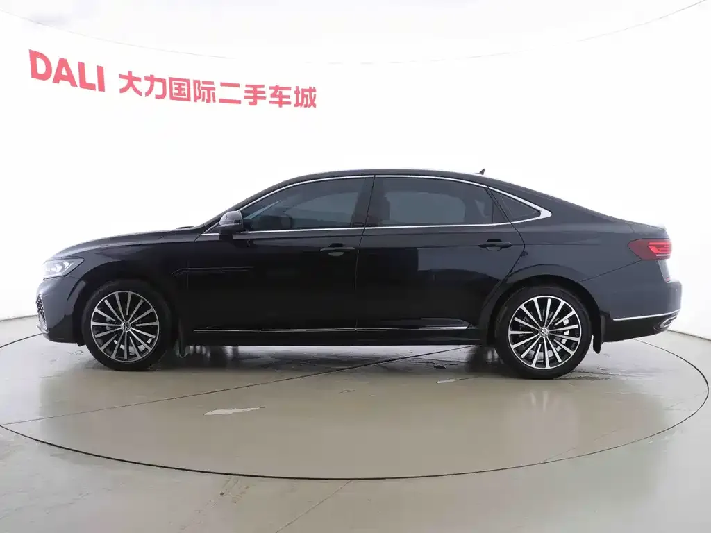 Volkswagen Passat 2025 из CN, фото 4