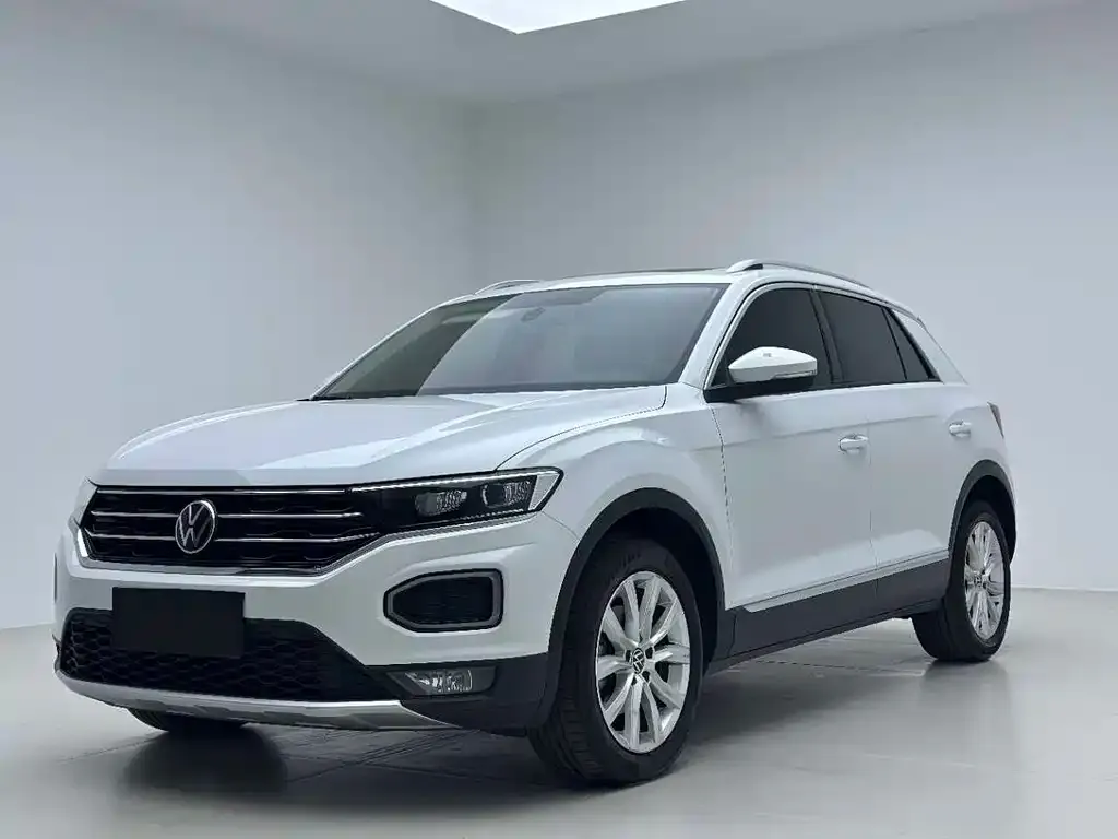 Volkswagen T-Roc — фото 1