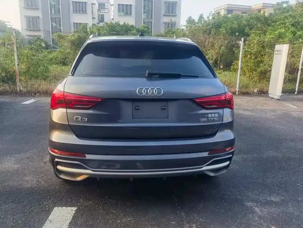 Audi Q3 2023 из CN, фото 5