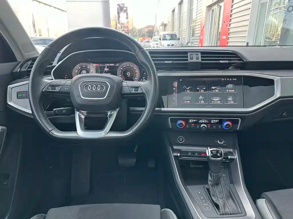 Audi Q3 2023 из CN, фото 9