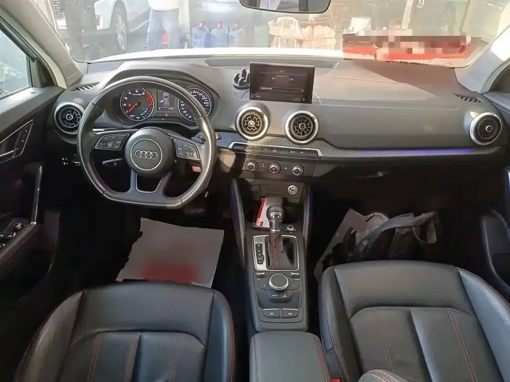 Audi Q2L 2024 из CN, фото 9