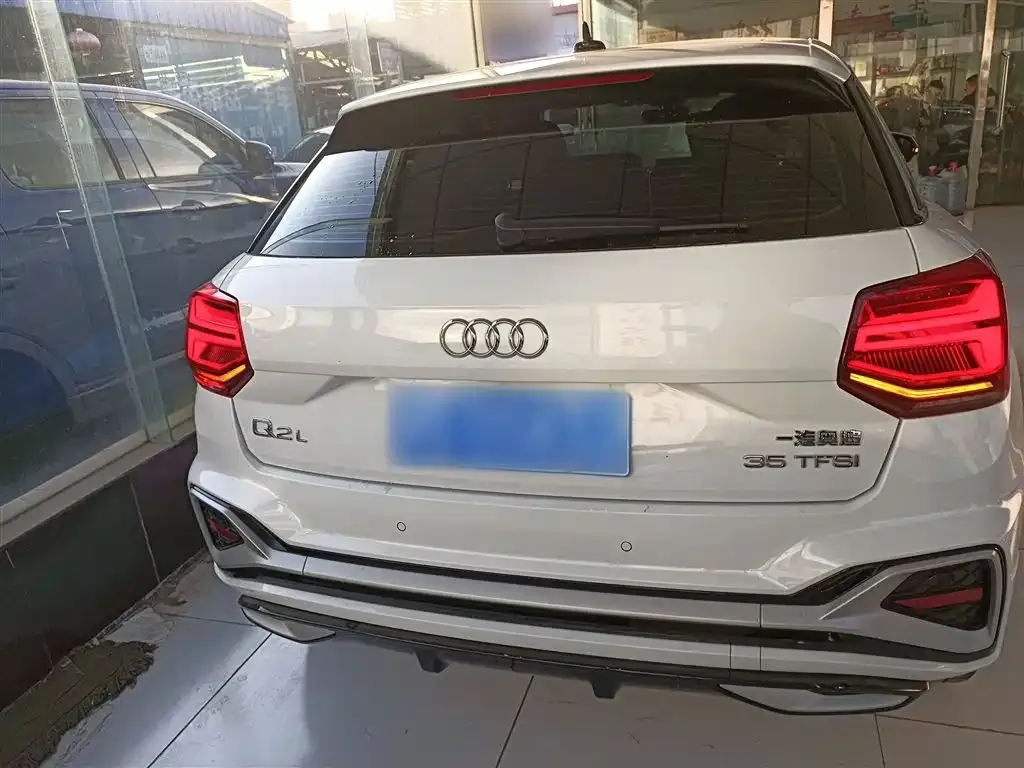 Audi Q2L 2024 из CN, фото 7