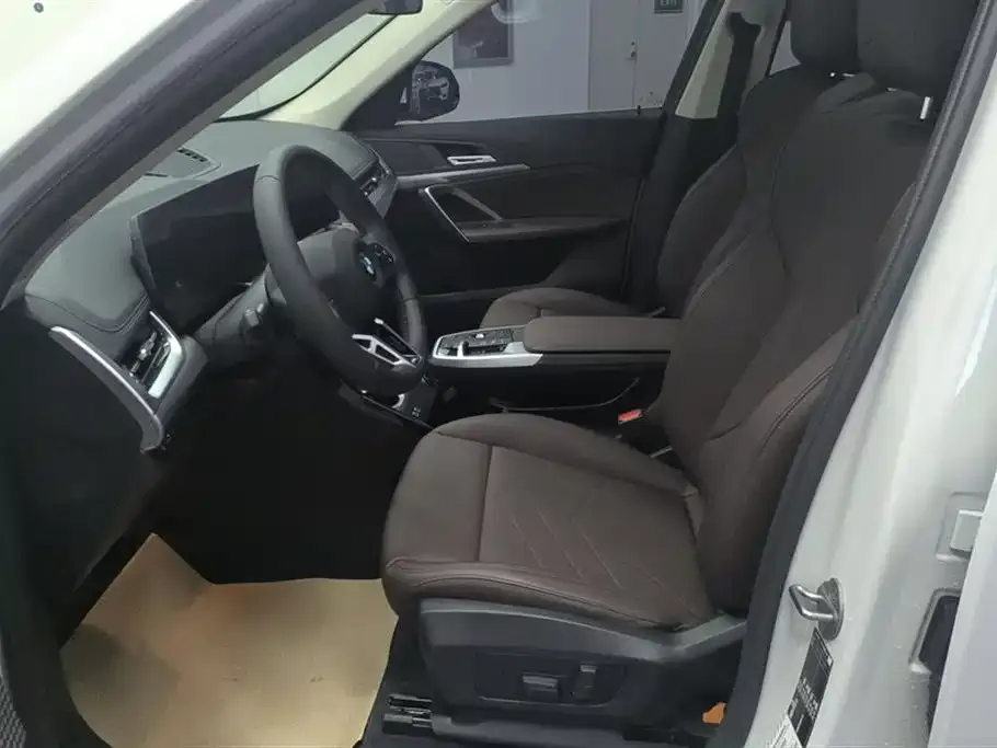 BMW X1 2023 из CN, фото 2