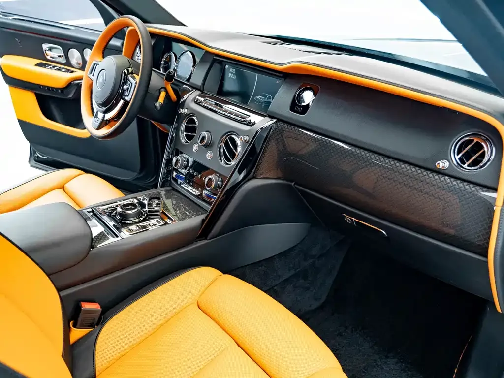 Rolls-Royce Cullinan 2021 из CN, фото 6