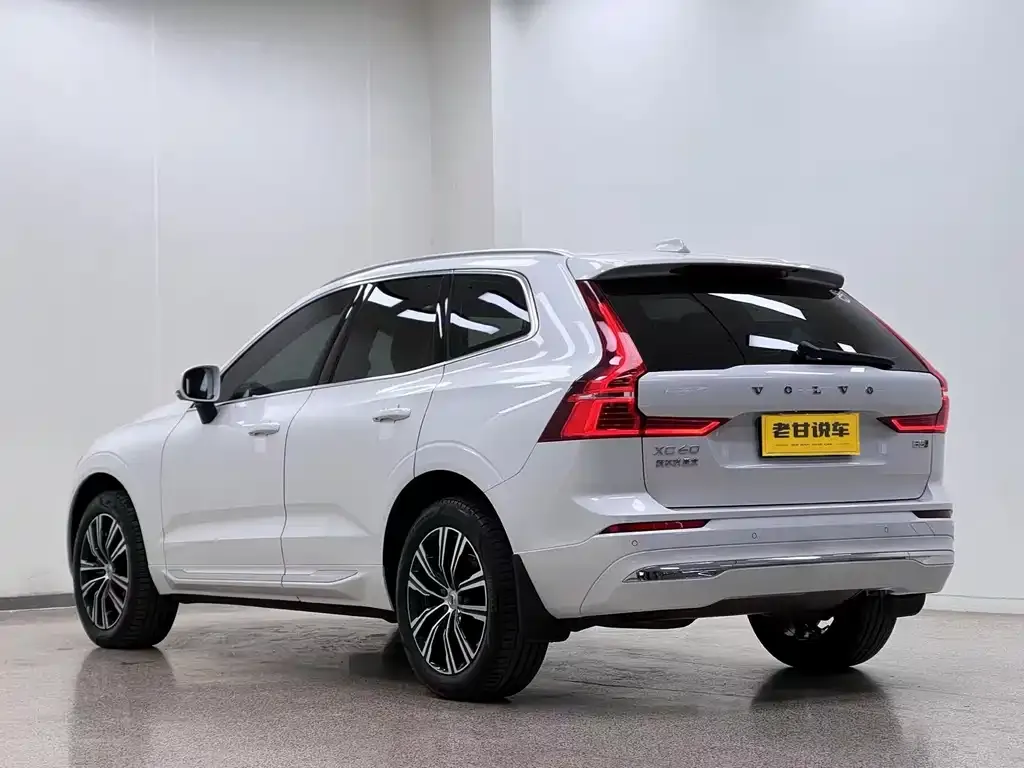 Volvo XC60 2022 из CN, фото 9