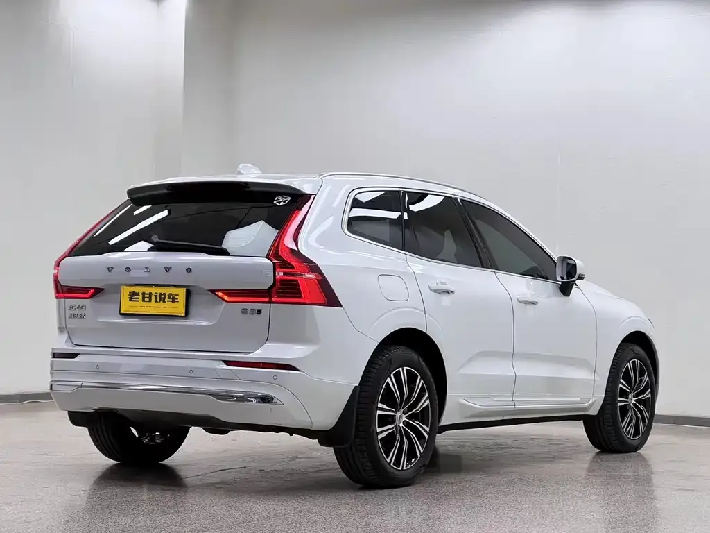 Volvo XC60 2022 из CN, фото 6