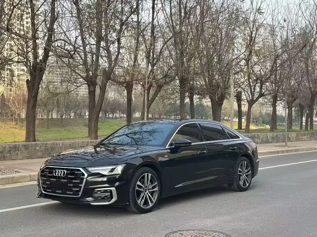 Audi A6L 2023 из CN, фото 1