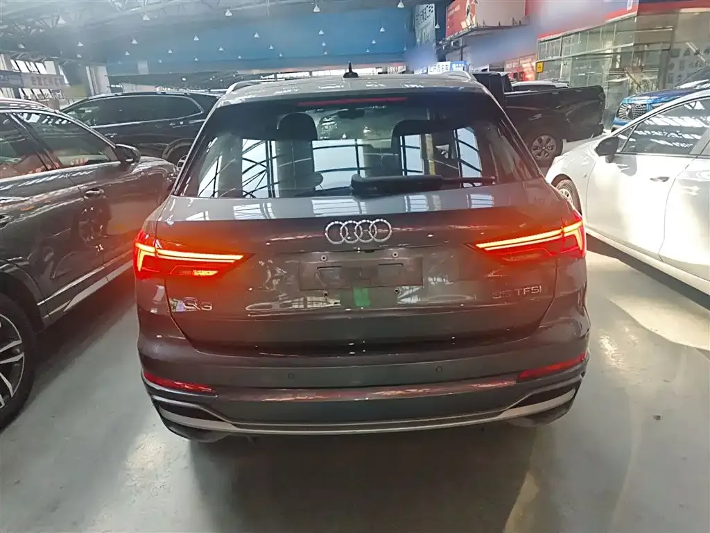 Audi Q3 2021 из CN, фото 3