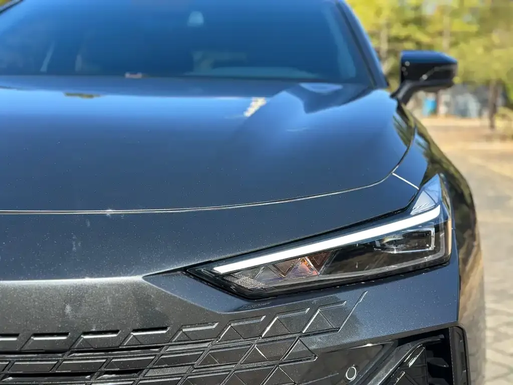 Changan UNI-V 2023 из CN, фото 8