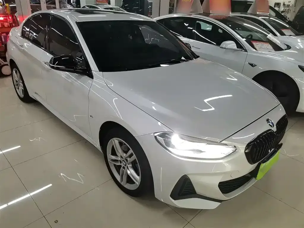BMW 1 Series 2021 из CN, фото 9