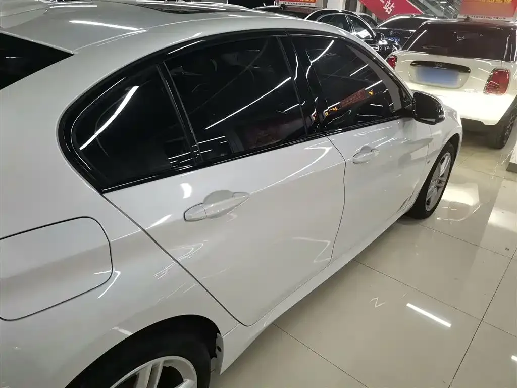 BMW 1 Series 2021 из CN, фото 8