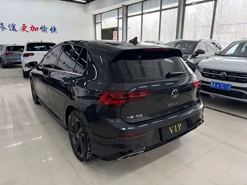 Volkswagen Golf 2022 из CN, фото 8