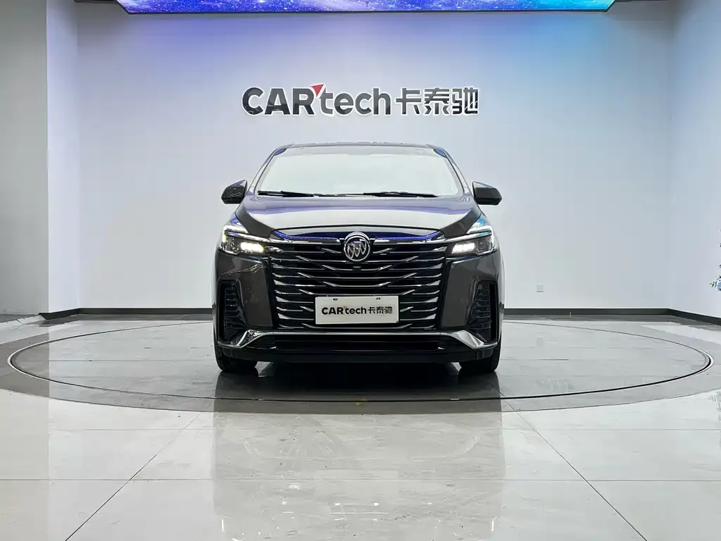 Buick GL8 2023 из CN, фото 9