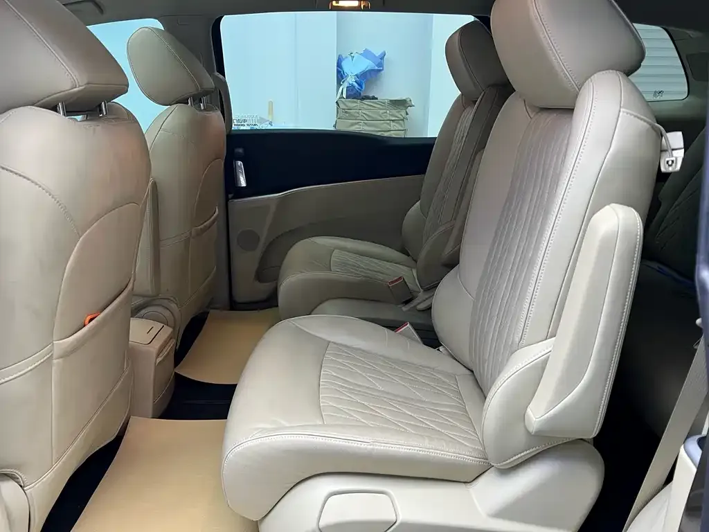 Buick GL8 2023 из CN, фото 4