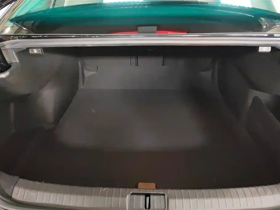 Volkswagen Magotan 2022 из CN, фото 5