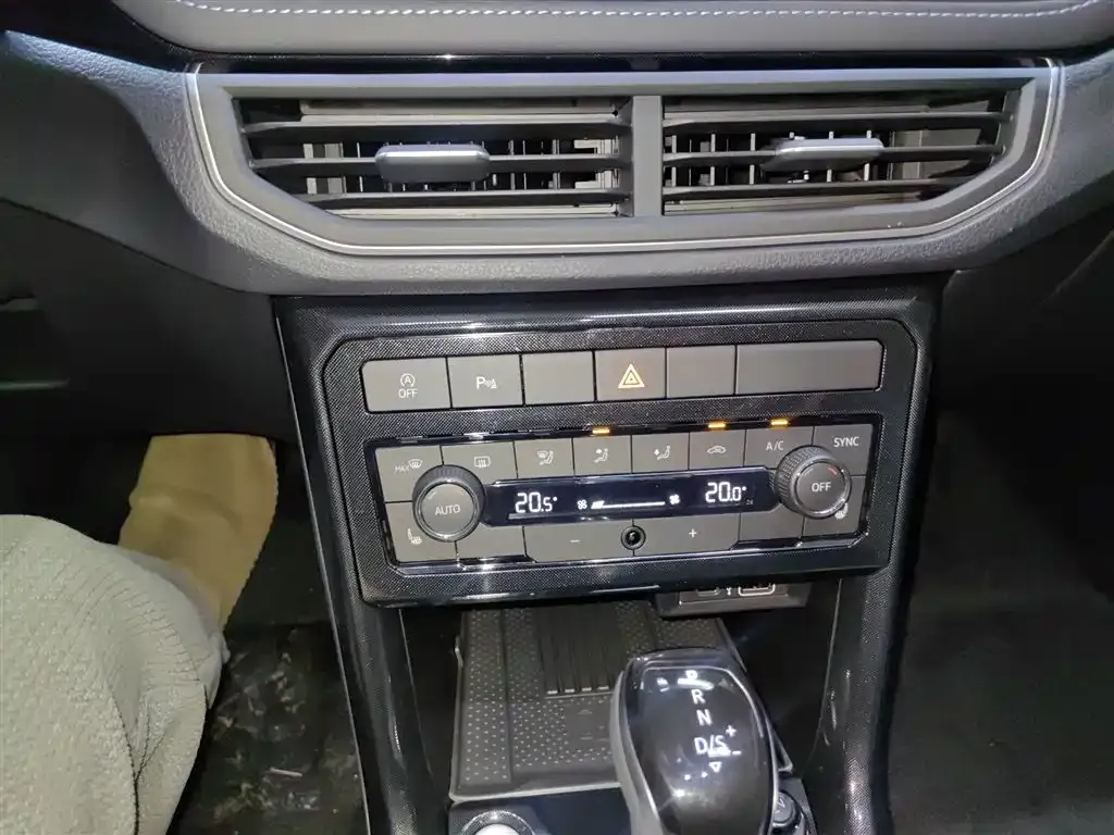 Volkswagen Tharu 2025 из CN, фото 7