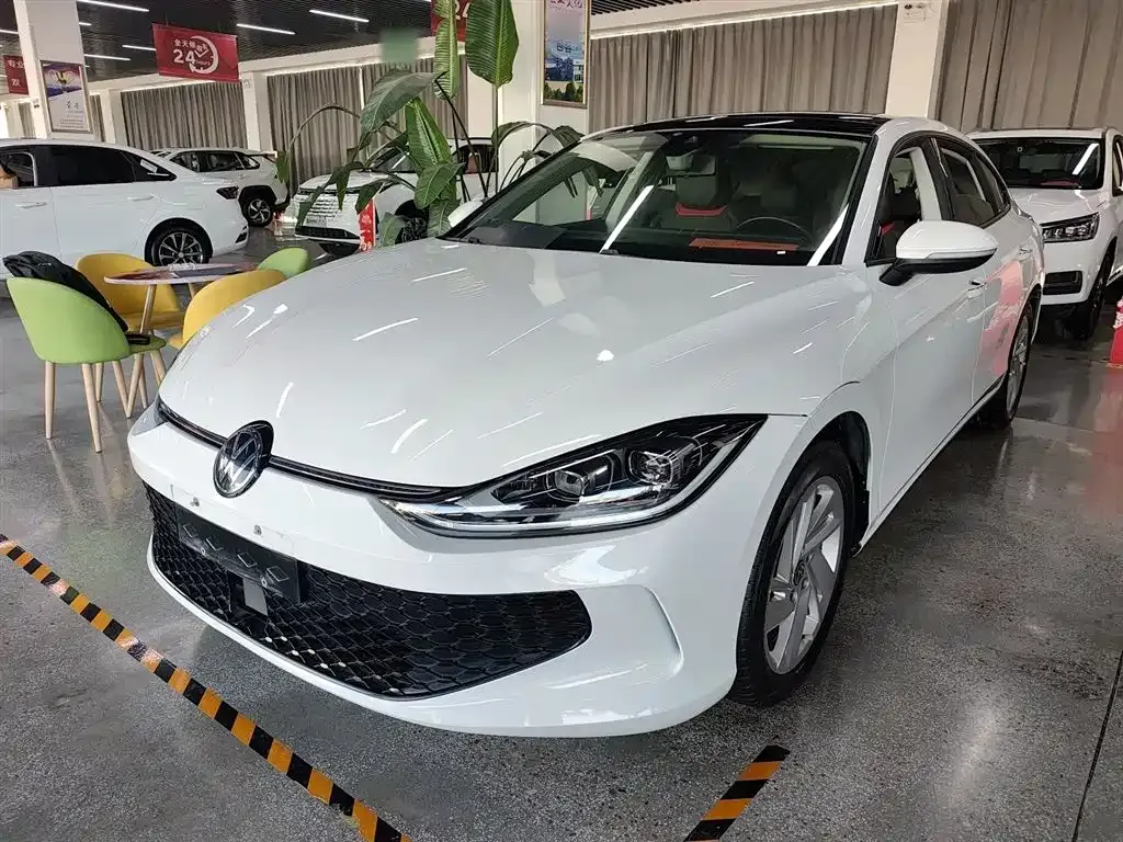 Volkswagen Lamando 2022 из CN, фото 1