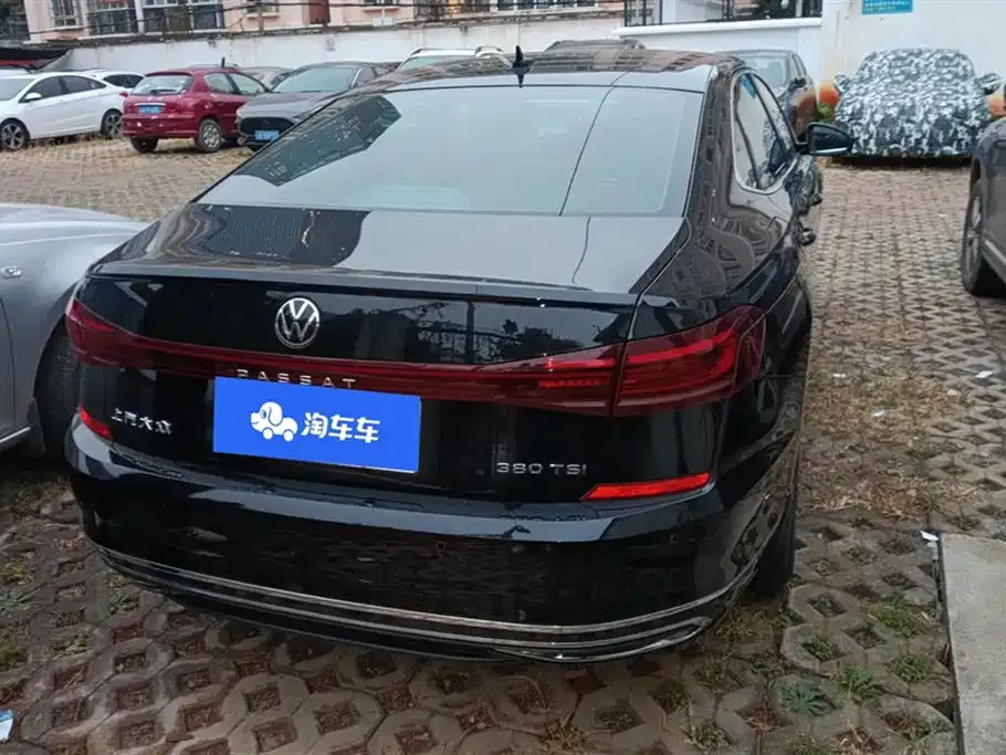 Volkswagen Passat 2024 из CN, фото 7