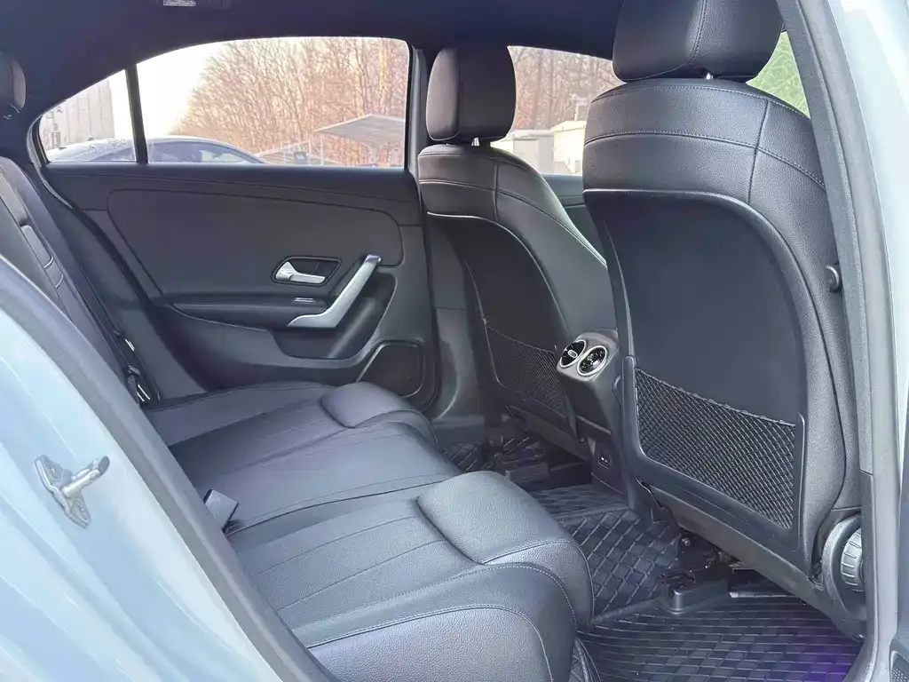 Mercedes-Benz A-Class 2021 из CN, фото 7