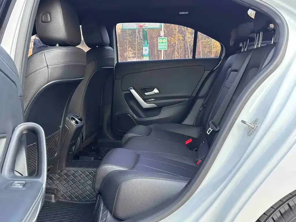 Mercedes-Benz A-Class 2021 из CN, фото 9