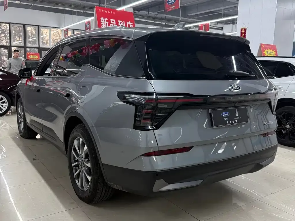 Ford Edge 2023 из CN, фото 8