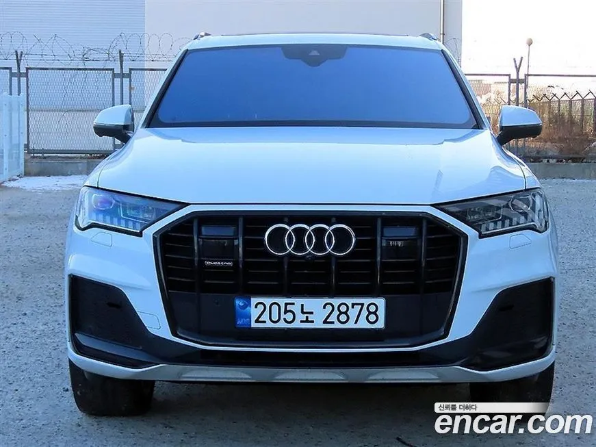 Audi Q7 2023 из KR, фото 6