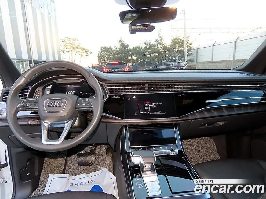 Audi Q7 2023 из KR, фото 10