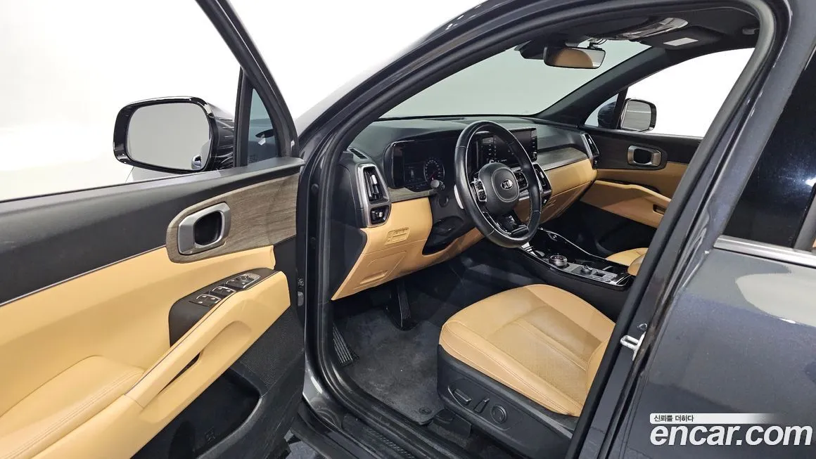 Kia Sorento — фото 9