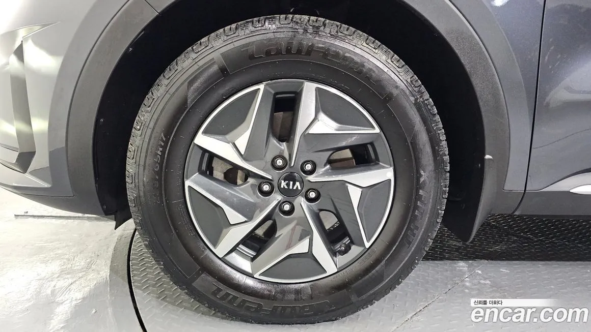 Kia Sorento — фото 5