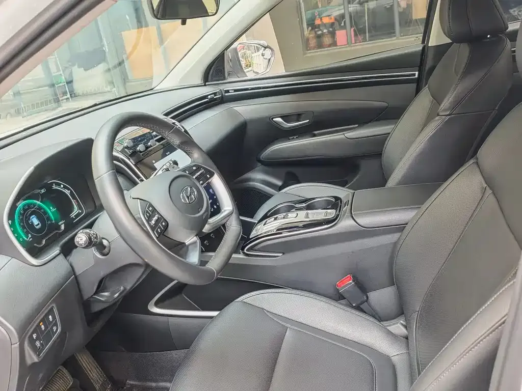 Hyundai Tucson 2023 из CN, фото 2