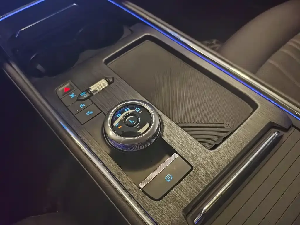 Ford Mondeo 2024 из CN, фото 10