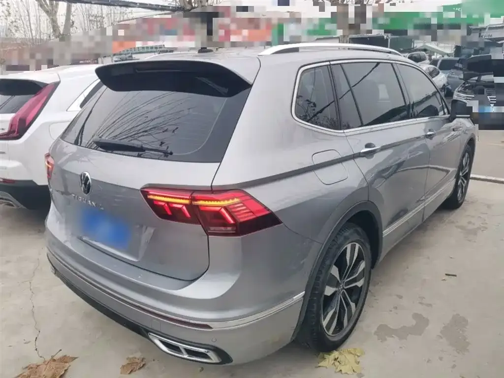 Volkswagen Tiguan L 2022 из CN, фото 7