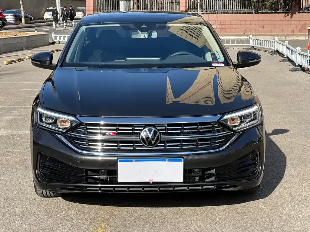 Volkswagen Sagitar 2023 из CN, фото 3