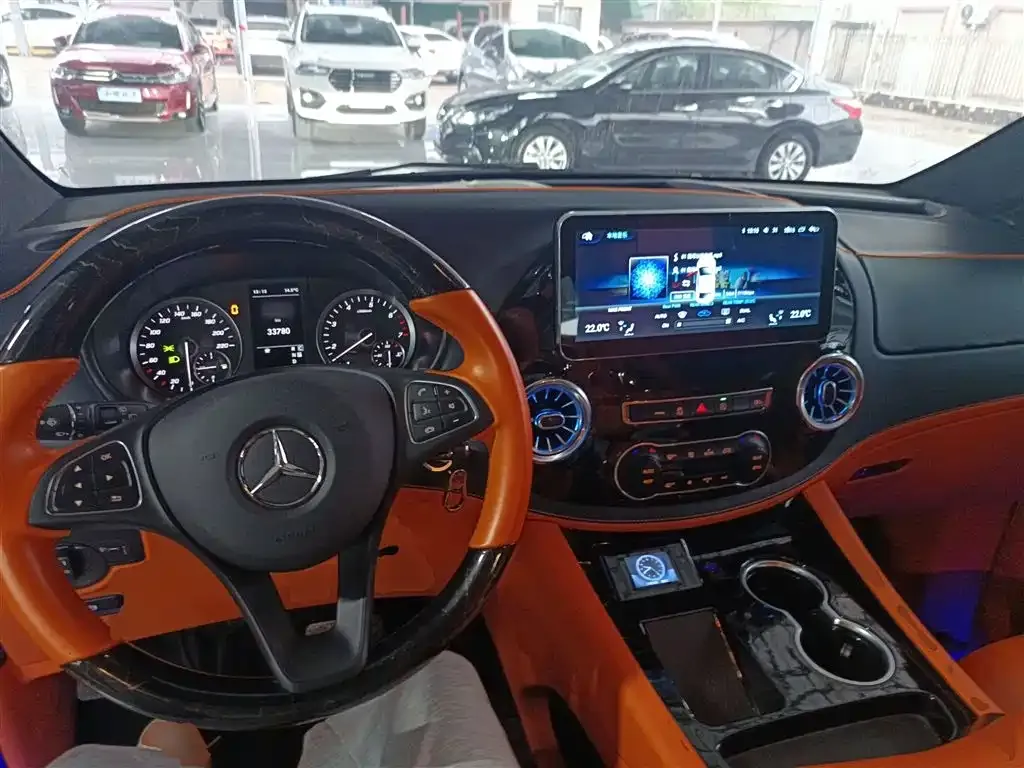 Mercedes-Benz Vito 2024 из CN, фото 4