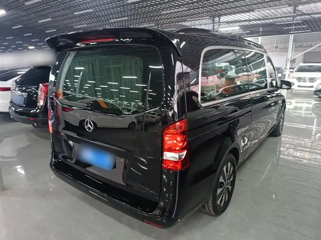 Mercedes-Benz Vito 2024 из CN, фото 2
