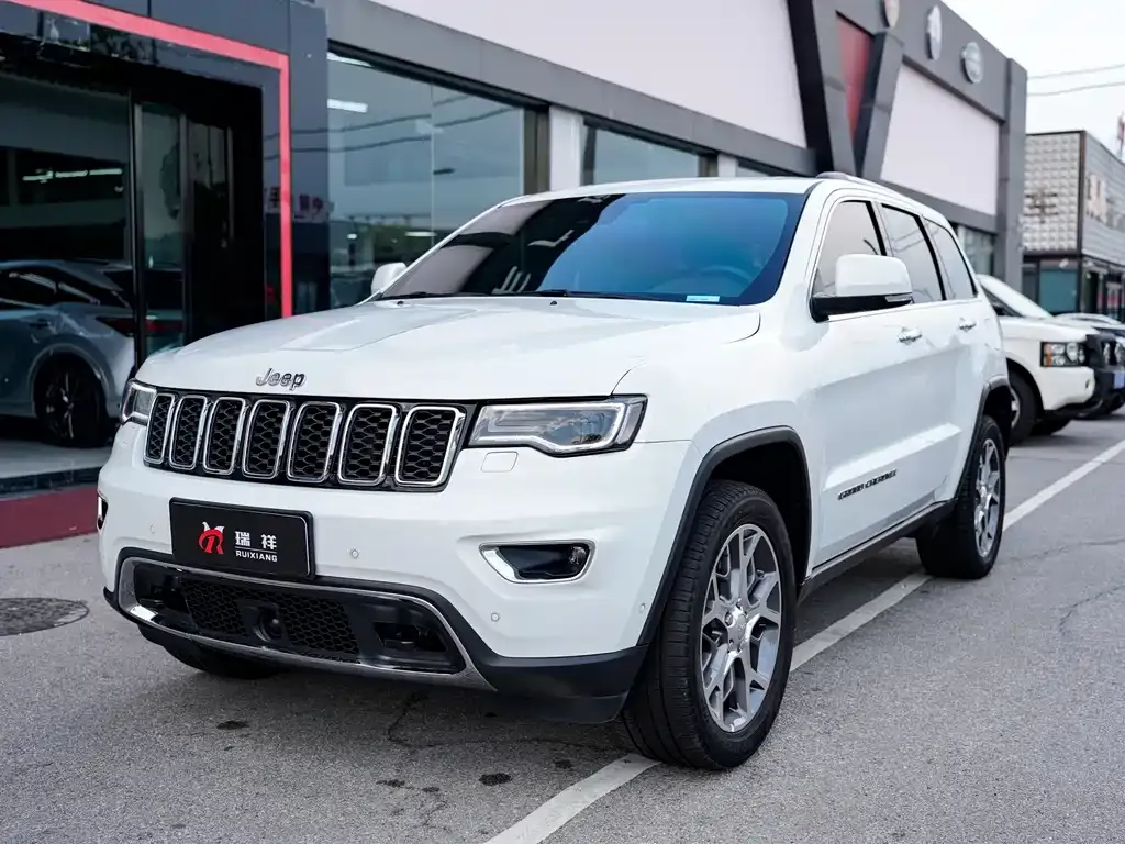 Jeep Grand Cherokee (Import) 2022 из CN, фото 1