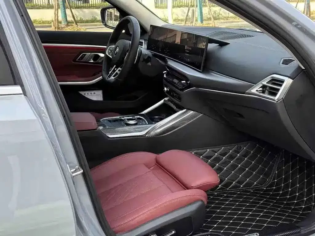 BMW 3 Series 2025 из CN, фото 2