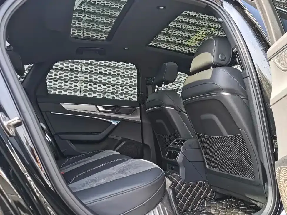 Audi A6L 2021 из CN, фото 9